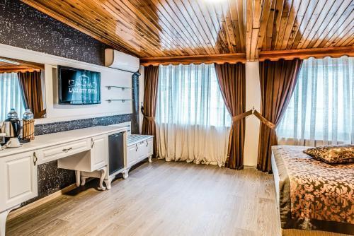 Lazz City Hotel Room Type - Double Room