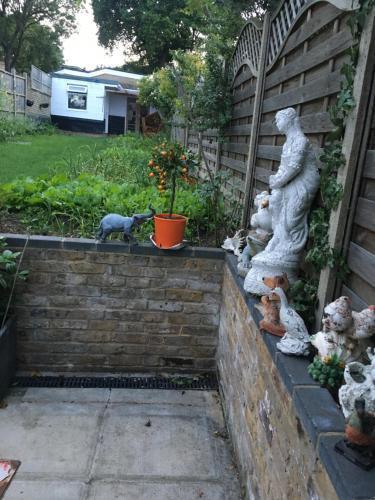 Tulse Hill Luxury Cosy Rooms - Tap to explore photos