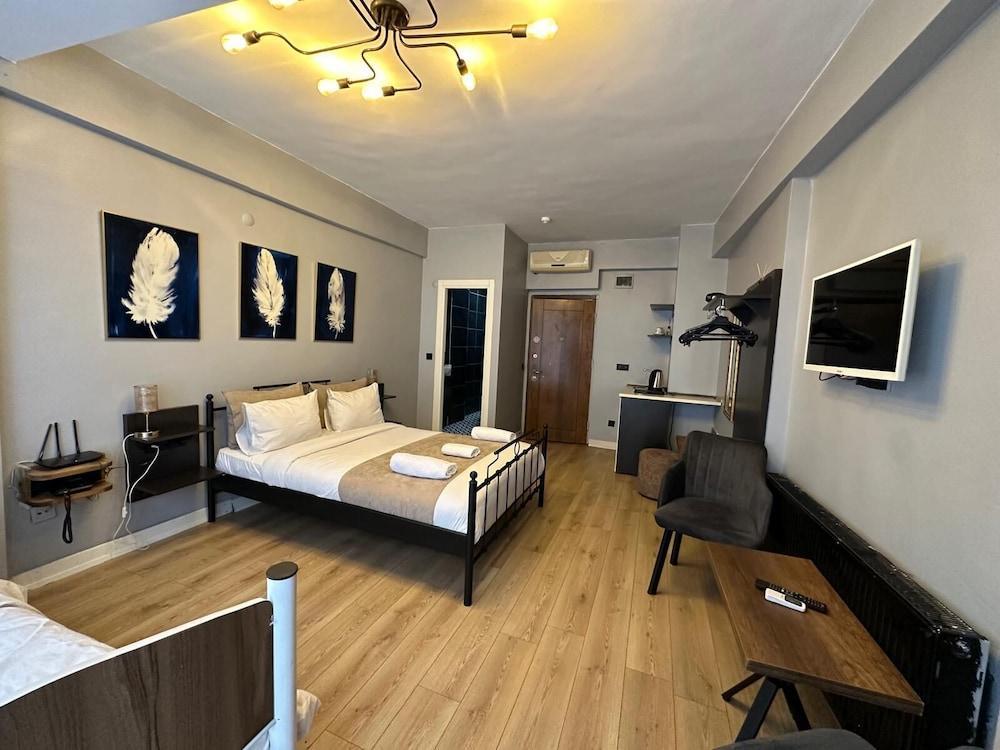 Taksim Park Hotel - Tap to explore photos