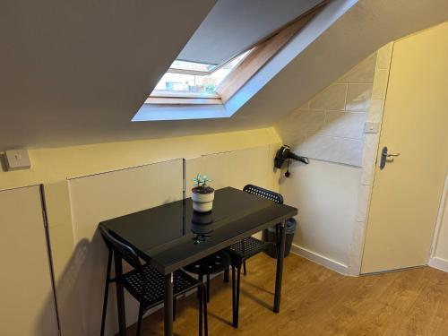 North West Lodge Guest House Room Type - Double Room with Private Bathroom