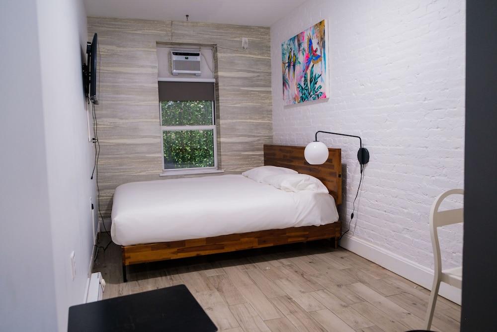 The Flat NYC Room Type - King Suite