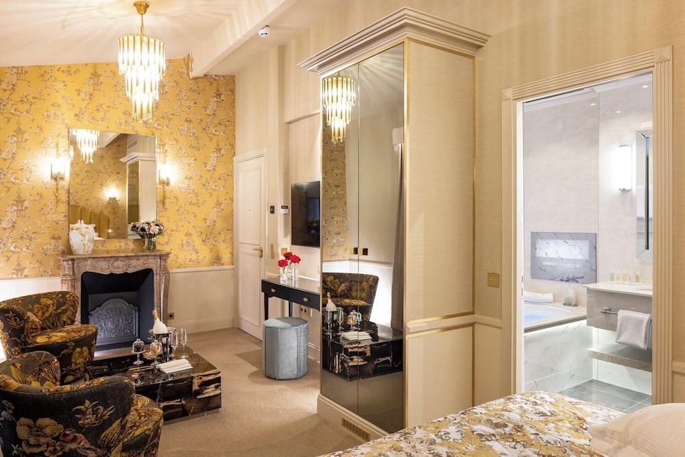 Manolita Paris Room Type - Junior Suite top floor