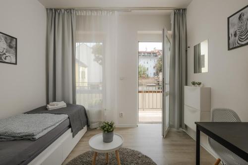 Seifert Residence Room Type - Standard Triple Studio