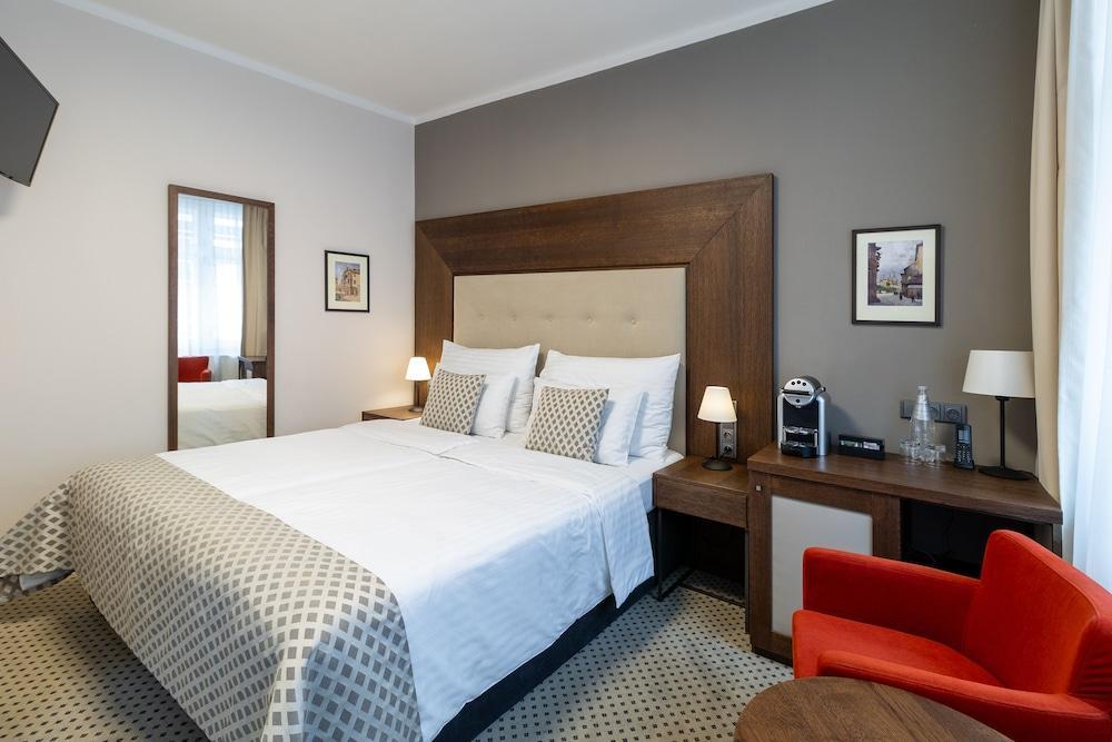 Hotel Ikona Room Type - Economy Double Room