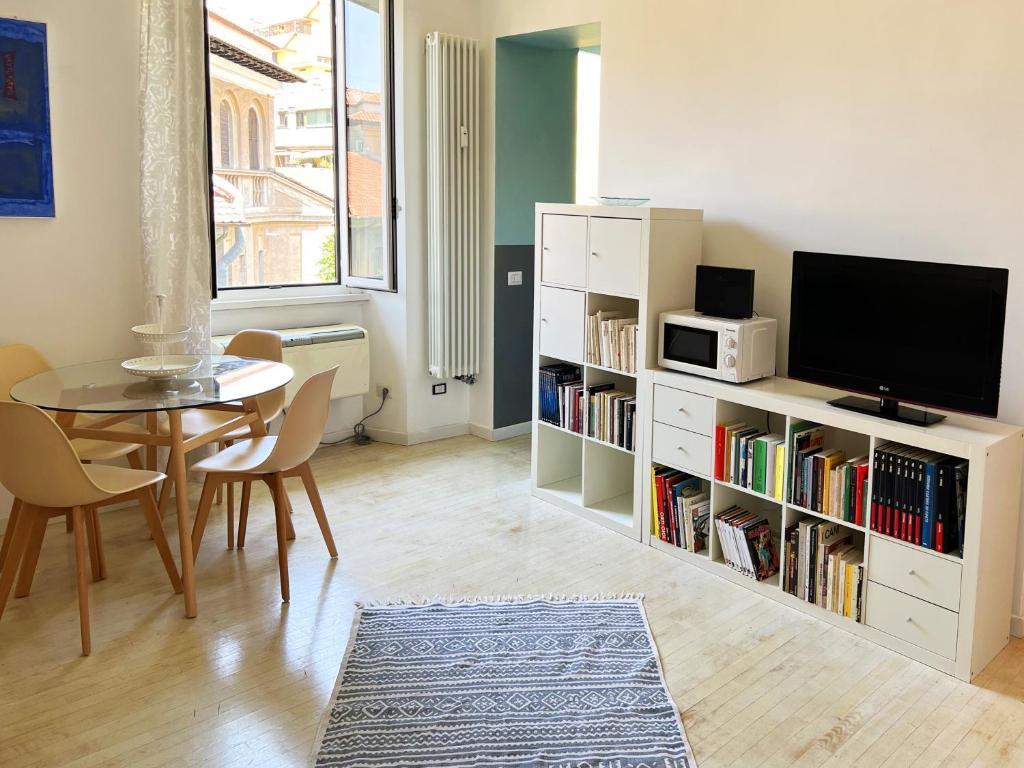 RomeAsYouLike - Trastevere Apartment N° 30 - Tap to explore photos