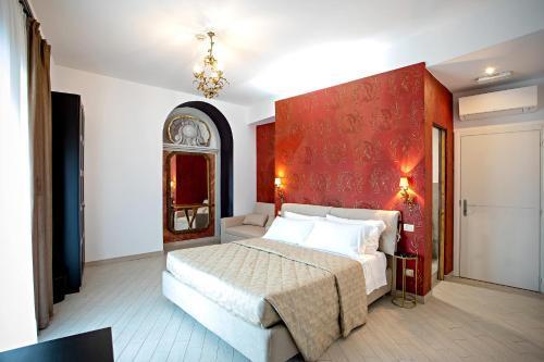 LUDUS ROOMS - Tap to explore photos