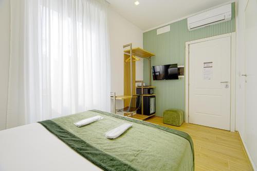 Home at Rome St. Peter Guest House Room Type - Small Double Room