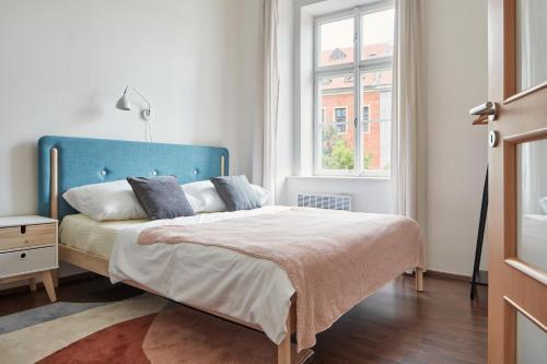 Prague Days - Old Town Square Apartments - Tap to explore photos