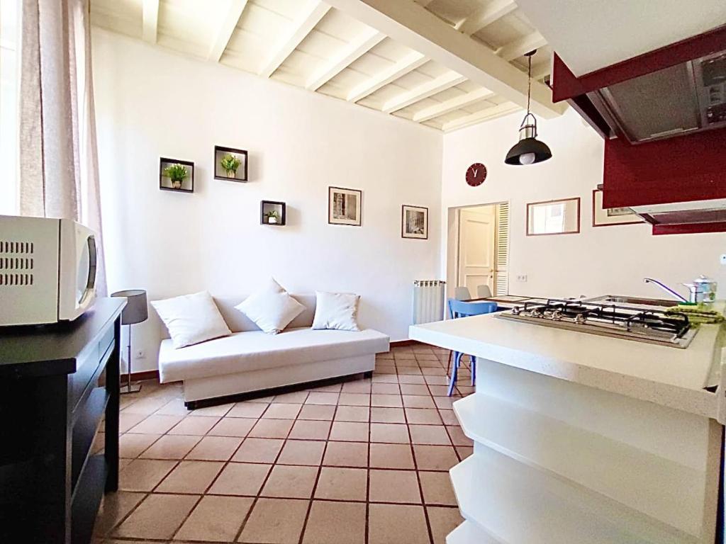 Trastevere Rome’s Heart charming apartment 88 - Tap to explore photos