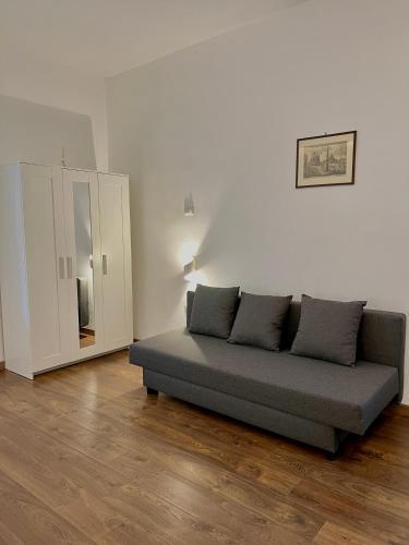 Lilia charming apartment - Tap to explore photos