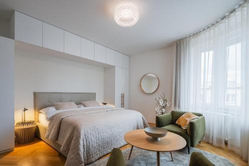 My Second Home Prague - Lucemburská 16 Residence - Tap to explore photos