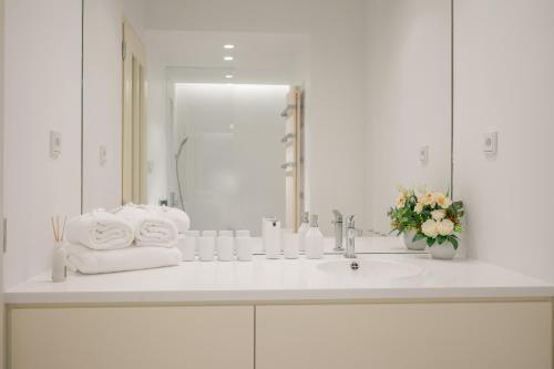 Prague Days - City Central One-bedroom Apartment right next to Old Town Square - Tap to explore photos