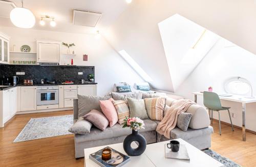 Prague Days - Airy Duplex with Terrace and AC - Tap to explore photos