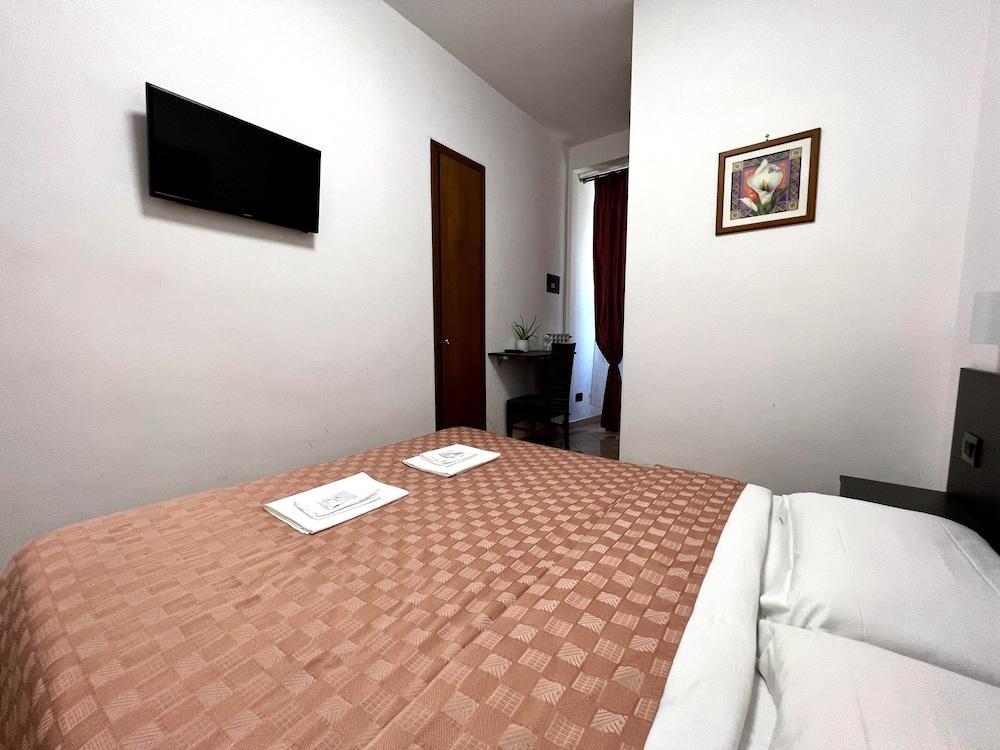 Hotel Domus Termini - Tap to explore photos