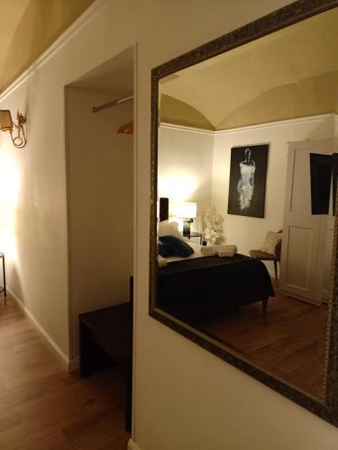 LUXURY HOME ROME - Tap to explore photos