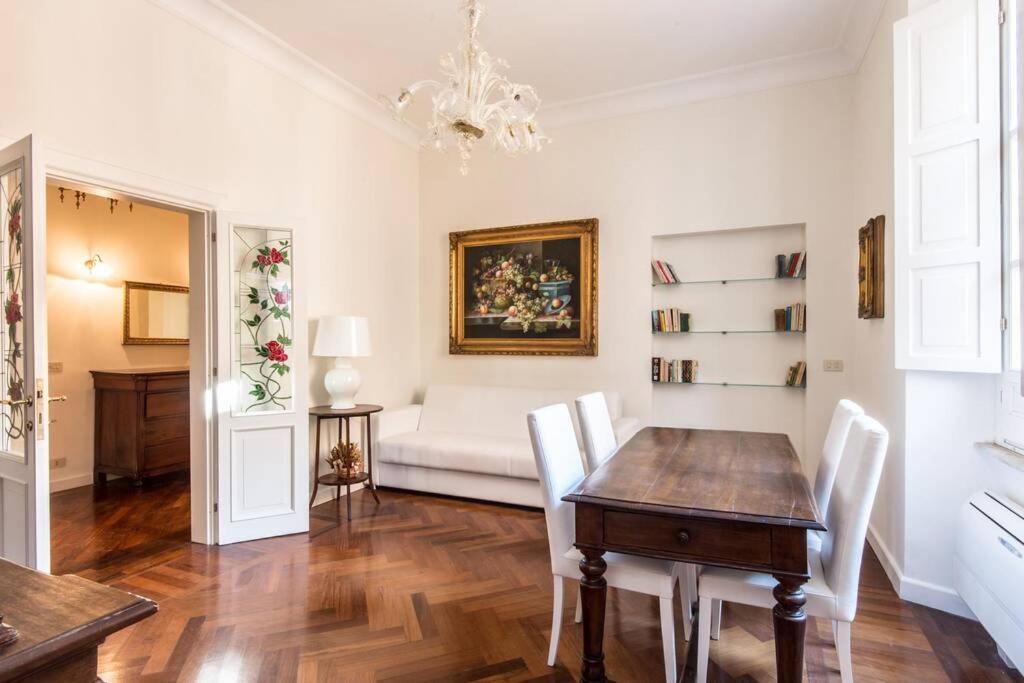 Vatican Large Comfortable Apartment