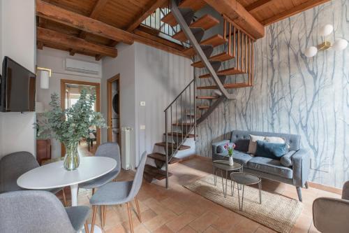 iFlat Charming Apartment near Piazza Venezia - Tap to explore photos