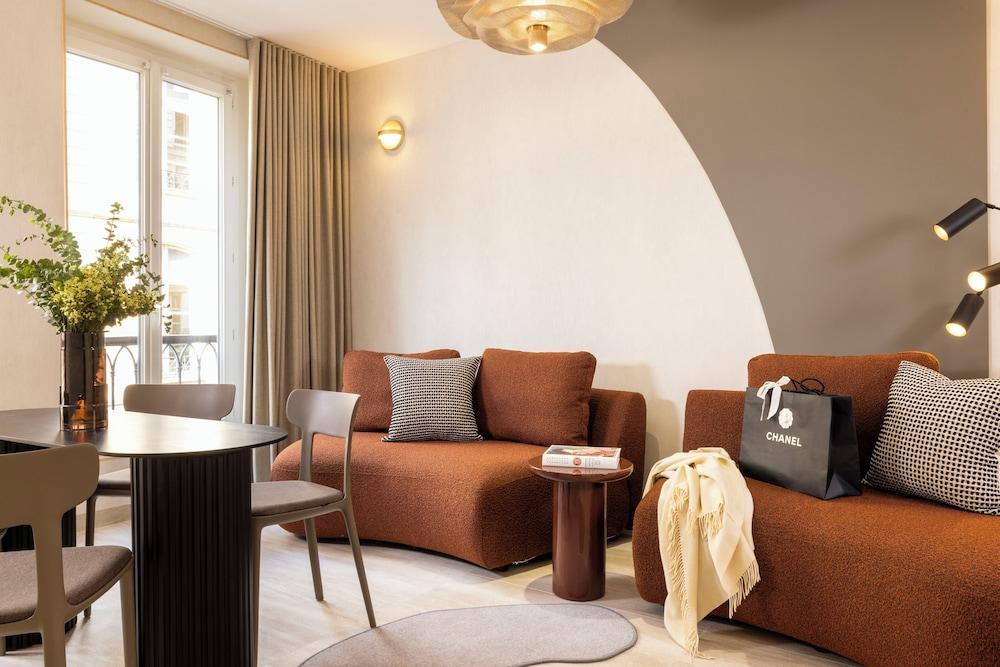 Yuna Saint-Honoré - Serviced Apartments Room Type - 2 Bedroom Apartment with city view - 52m² Yuna Saint-Honoré - Serviced Apartments Room Type - 2 Bedroom Apartment with city view - 52m²
