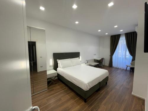 AngelicaHome Roma Room Type - Twin Room