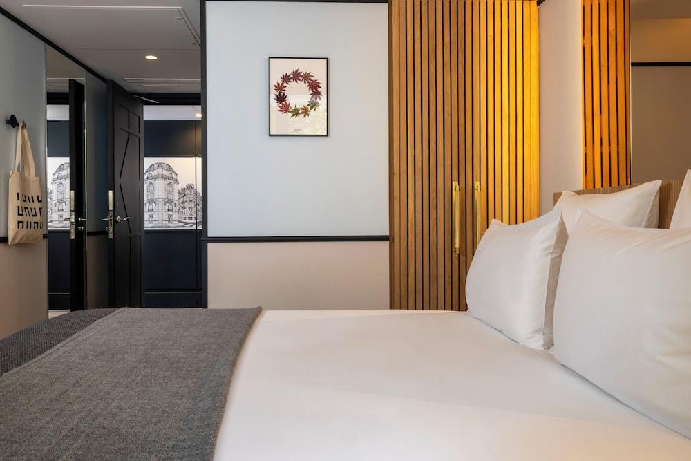 Quinzerie Hotel Room Type - Standard Double Room (Petite Double)