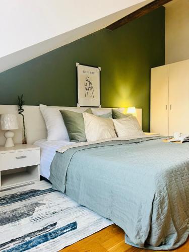 Black Pearl by Vysehrad Castle Room Type - One-Bedroom Apartment