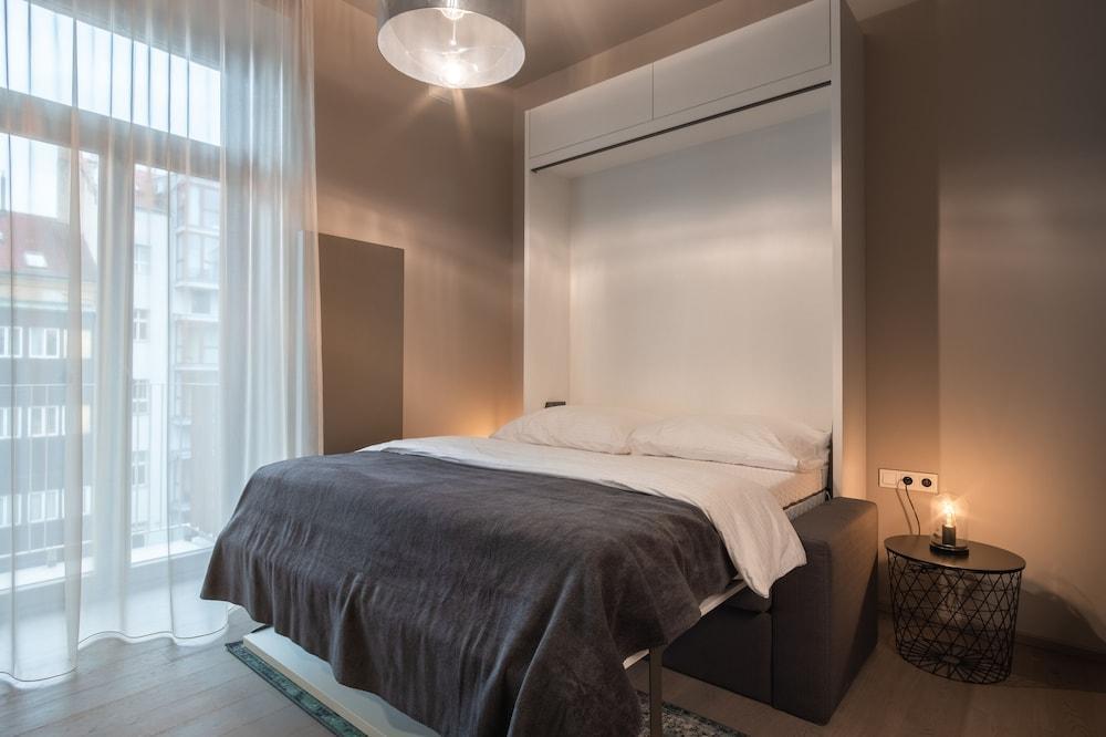 Aparthotel Rimska 14 Room Type - Design Studio, Balcony (with wallbed eg X03)
