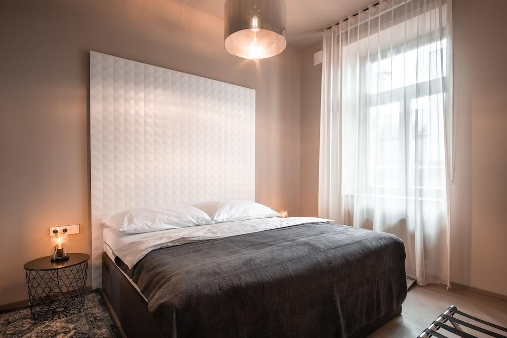 Aparthotel Rimska 14 Room Type - Design Apartment, 1 Bedroom, Balcony (eg X07)