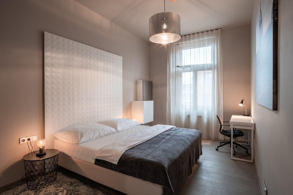 Aparthotel Rimska 14 Room Type - Deluxe Apartment, 1 Bedroom (eg X01/X05) Aparthotel Rimska 14 Room Type - Deluxe Apartment, 1 Bedroom (eg X01/X05)