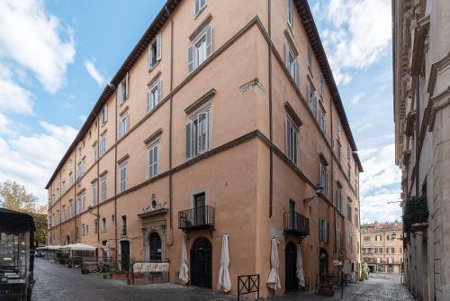 Piazza Navona Penthouse
