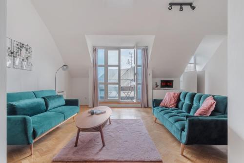 Attic Apartment in Smíchov by Prague Days - Tap to explore photos