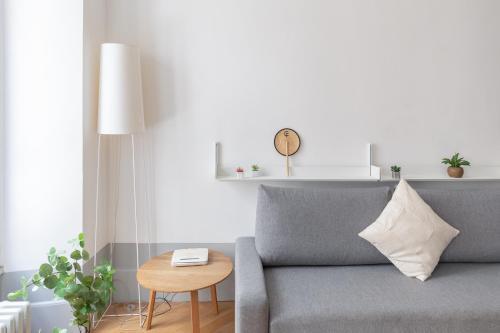Iflat Charming flat close to Campo de' Fiori - Tap to explore photos