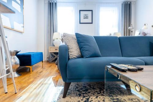350-GA Spacious Studio Gramercy Sleeps3 - Tap to explore photos
