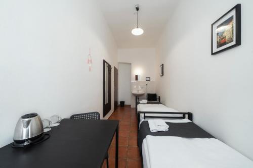 Pension 15 Homér Room Type - Twin Room with Shared Bathroom