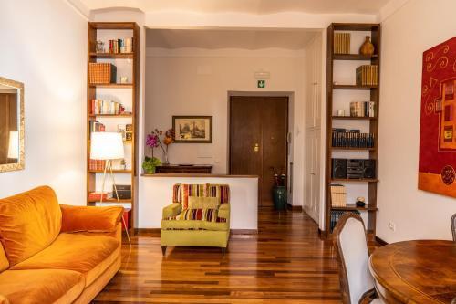 Domus Drusilla, Vatican Prestige Apartment - Tap to explore photos