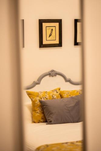 Domus Drusilla, Vatican Prestige Apartment - Tap to explore photos