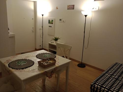 LIVING ROME Int 2 Room Type - One-Bedroom Apartment LIVING ROME Int 2 Room Type - One-Bedroom Apartment