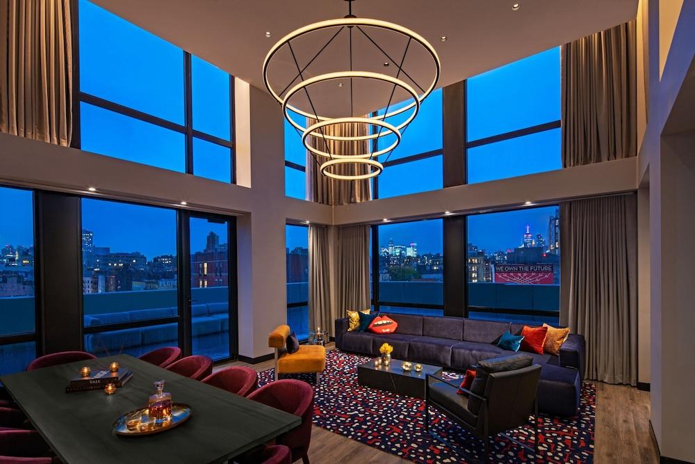 Moxy NYC Lower East Side Room Type - Suite, 1 King Bed