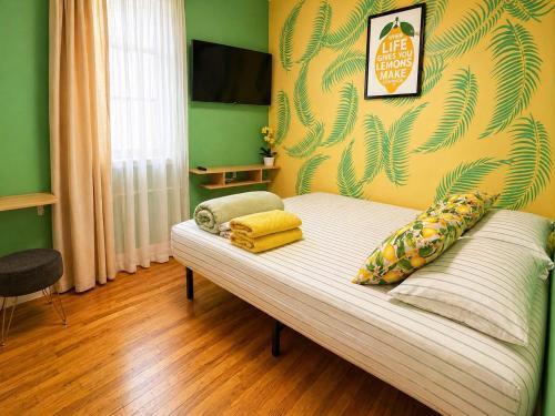 Lemon Vibes room in Guesthouse
