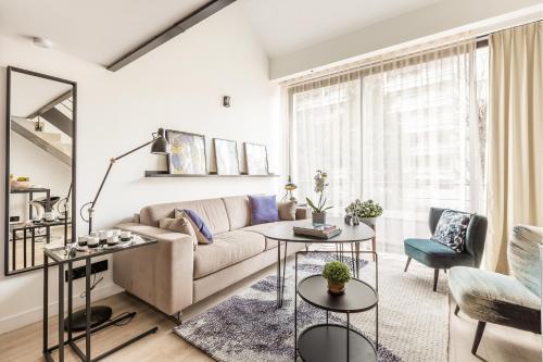 B2 Loft Duplex 175Blo-Paris Convention Room Type - One-Bedroom Apartment