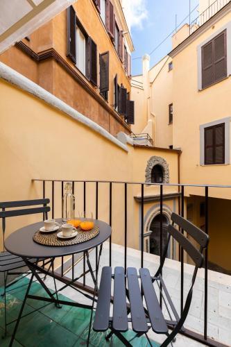 The Court Piazza di Spagna - Tap to explore photos