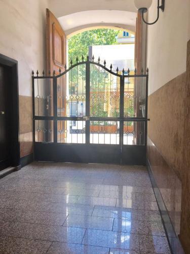 Luxy Vatican Apartment - Tap to explore photos