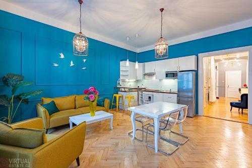 Colorful Wenceslas square apartment - Tap to explore photos