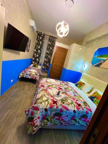 Relaxon Guest House - Tap to explore photos