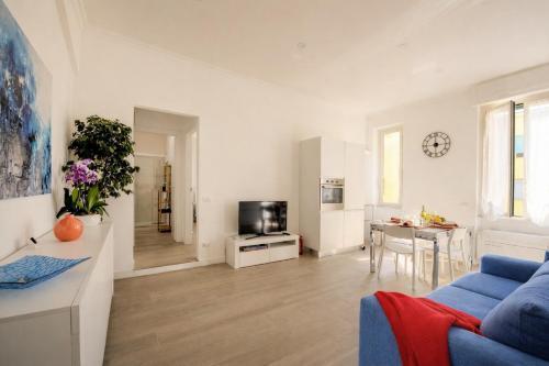 Romano Apartments -Filip & Maril - Cozy apartments near the METRO - Tap to explore photos