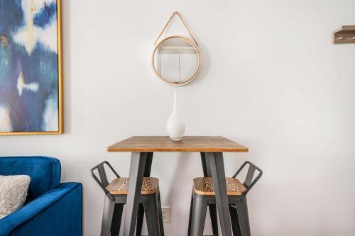 24-5 Furnished Studio W D Prime Gramercy - Tap to explore photos
