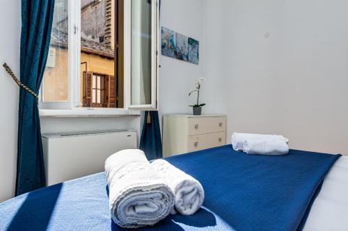 Colosseum Sweet Life Apartment - Tap to explore photos