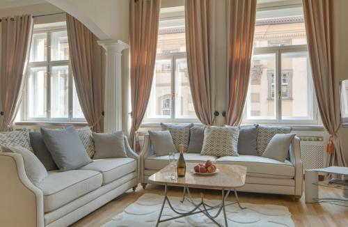 Wishlist Prague Residences - Old Town Square Room Type - Deluxe Apartment