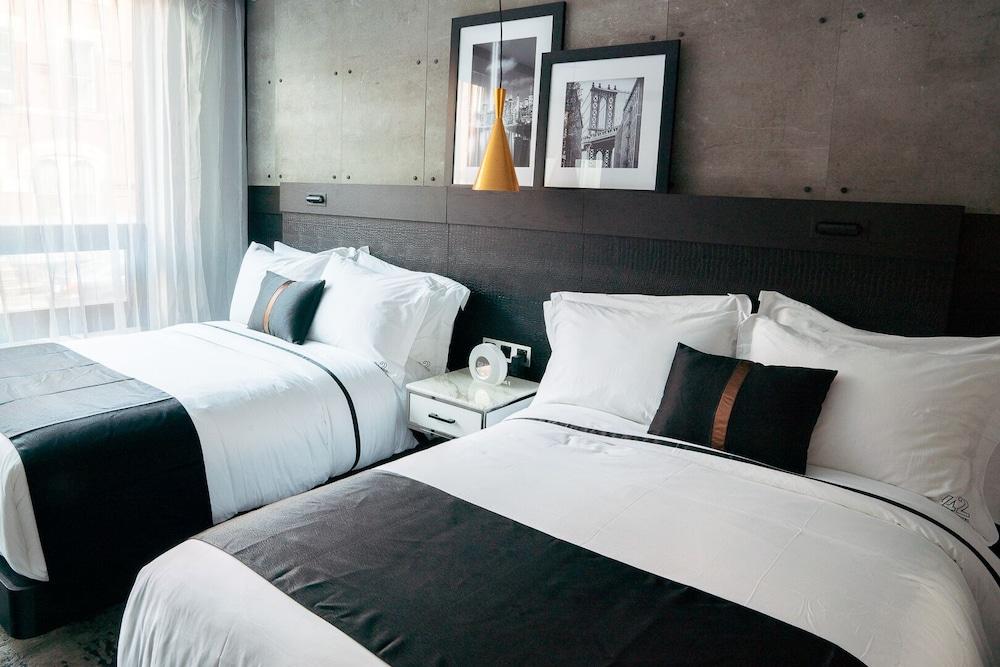 42 Hotel Room Type - Superior Double Room - Accessible