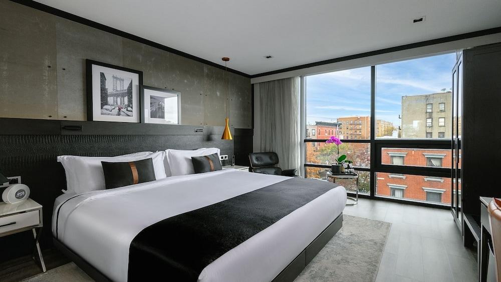 42 Hotel