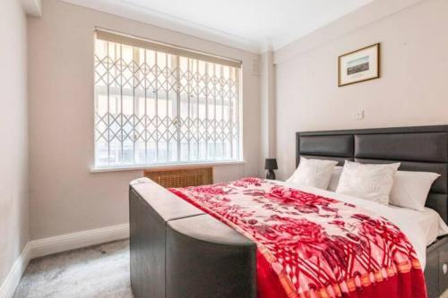 Great Mayfair London Flat - Tap to explore photos